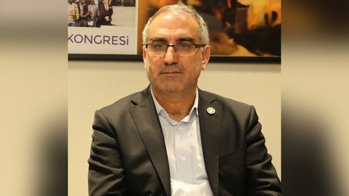 Diyarbakır'da bir sağlık çalışanı Covid-19 nedeniyle yaşamını yitirdi